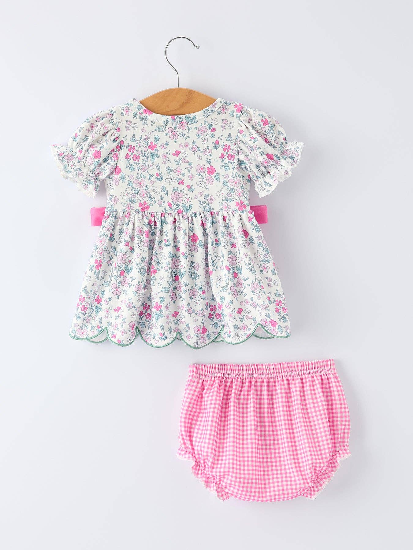 MAMA'S GIRL Smocked Bloomer Set