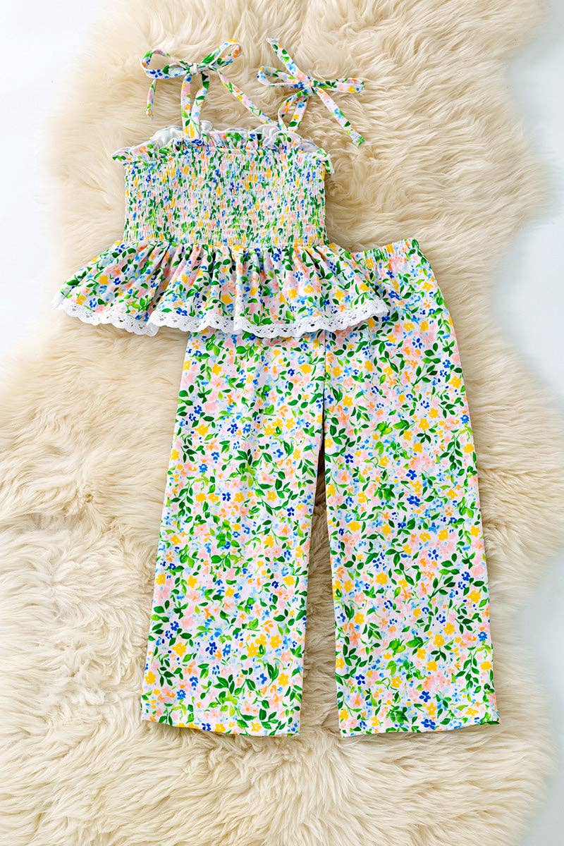 Ditsy floral smock top & relax fit pants.