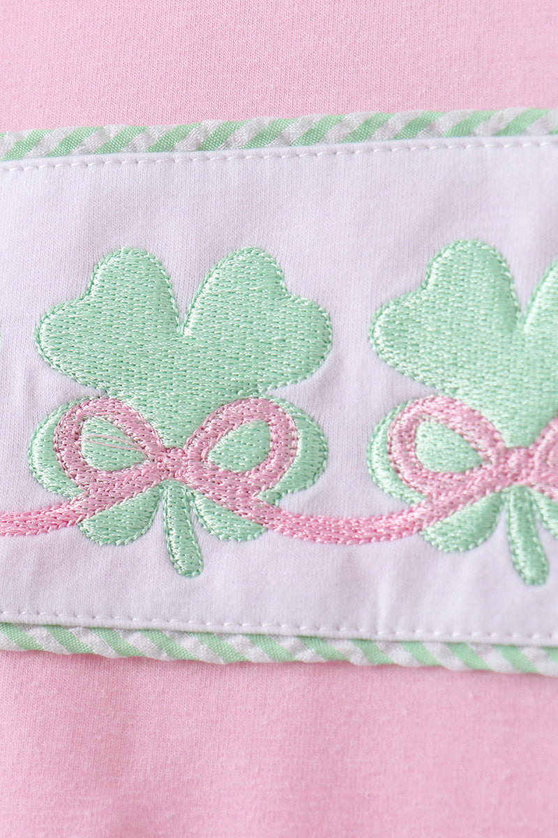 Pink clover bow seersucker ruffle set