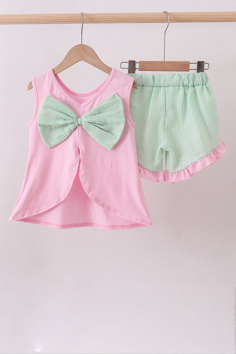 Pink clover bow seersucker ruffle set
