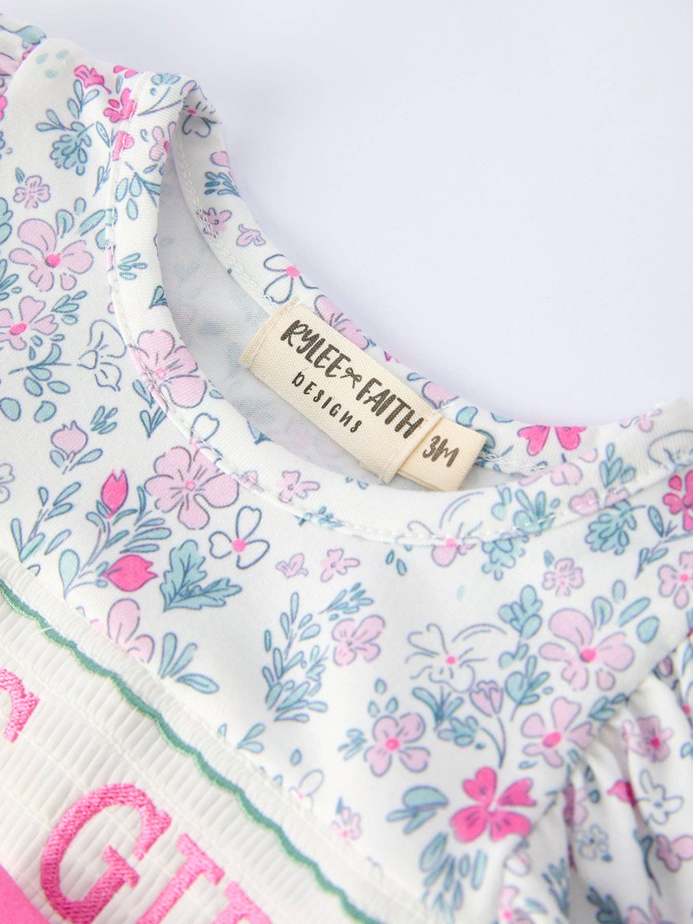 MAMA'S GIRL Smocked Bloomer Set