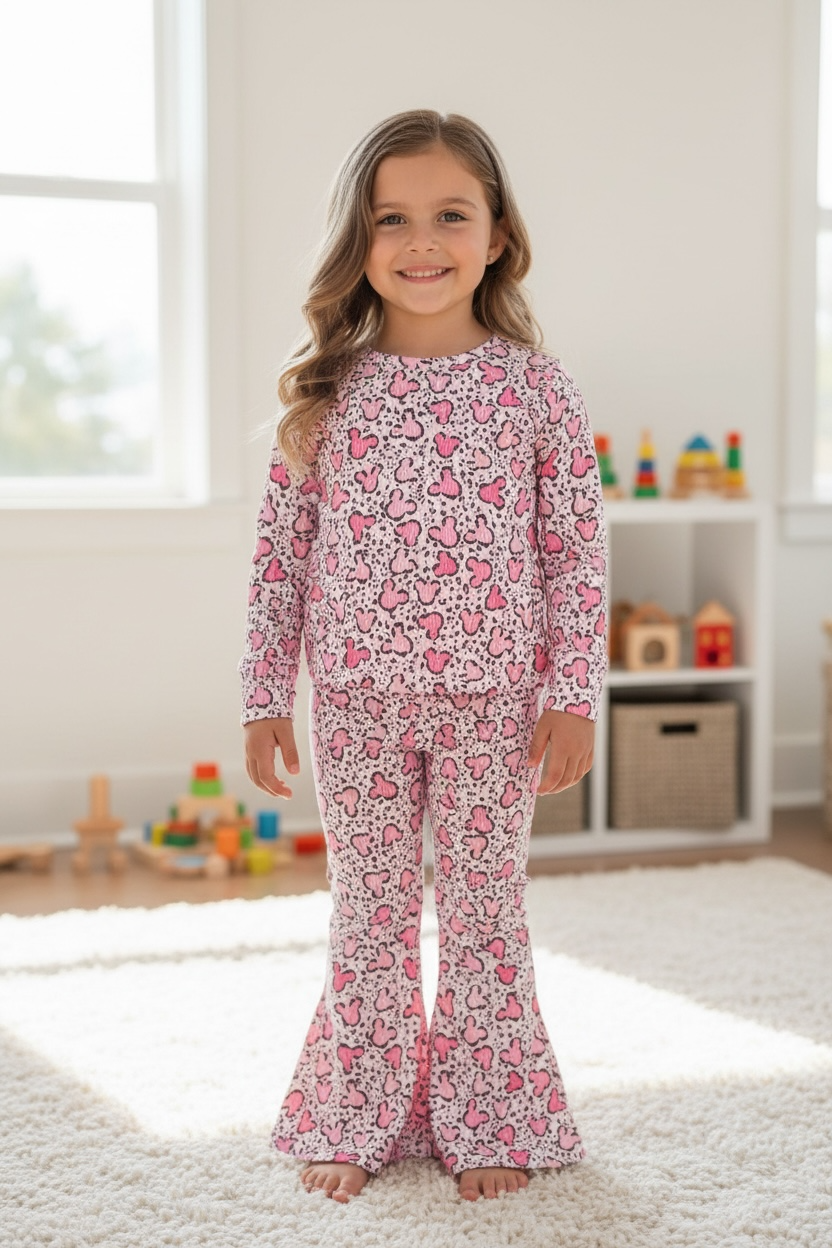 Multi-printed girls 2 piece set.