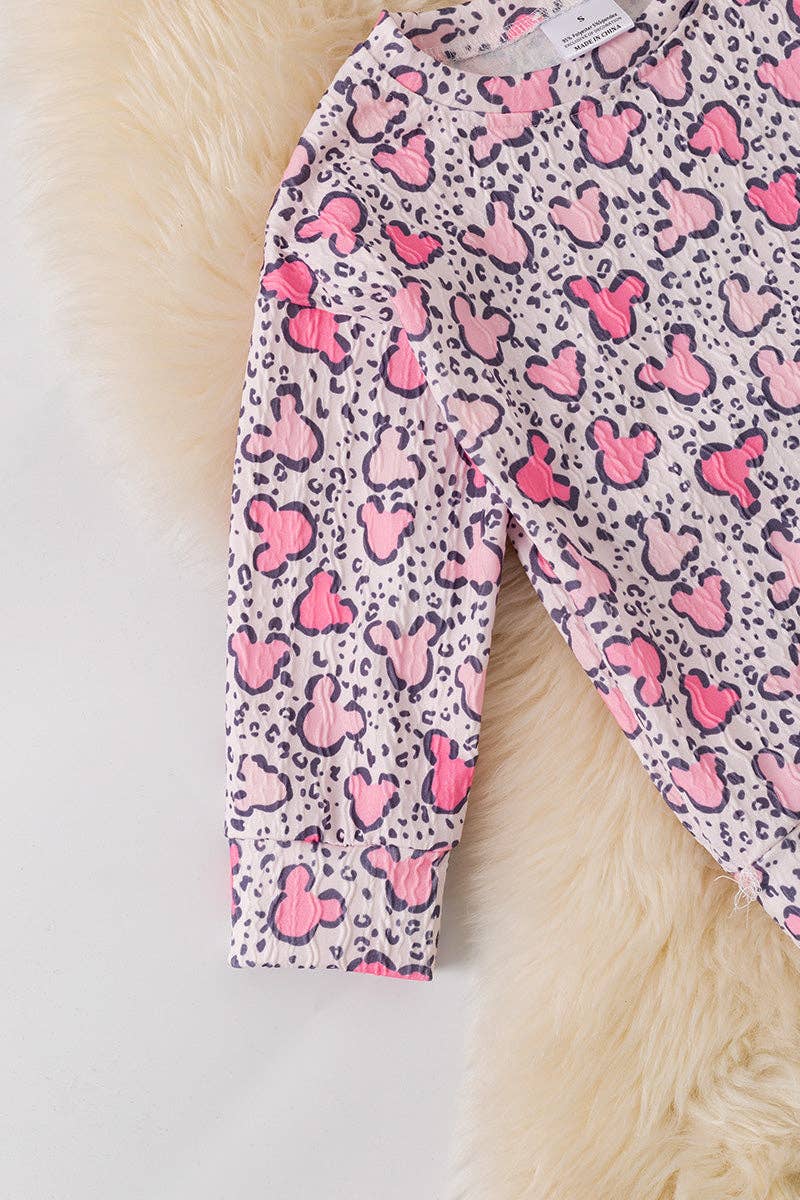 Multi-printed girls 2 piece set.