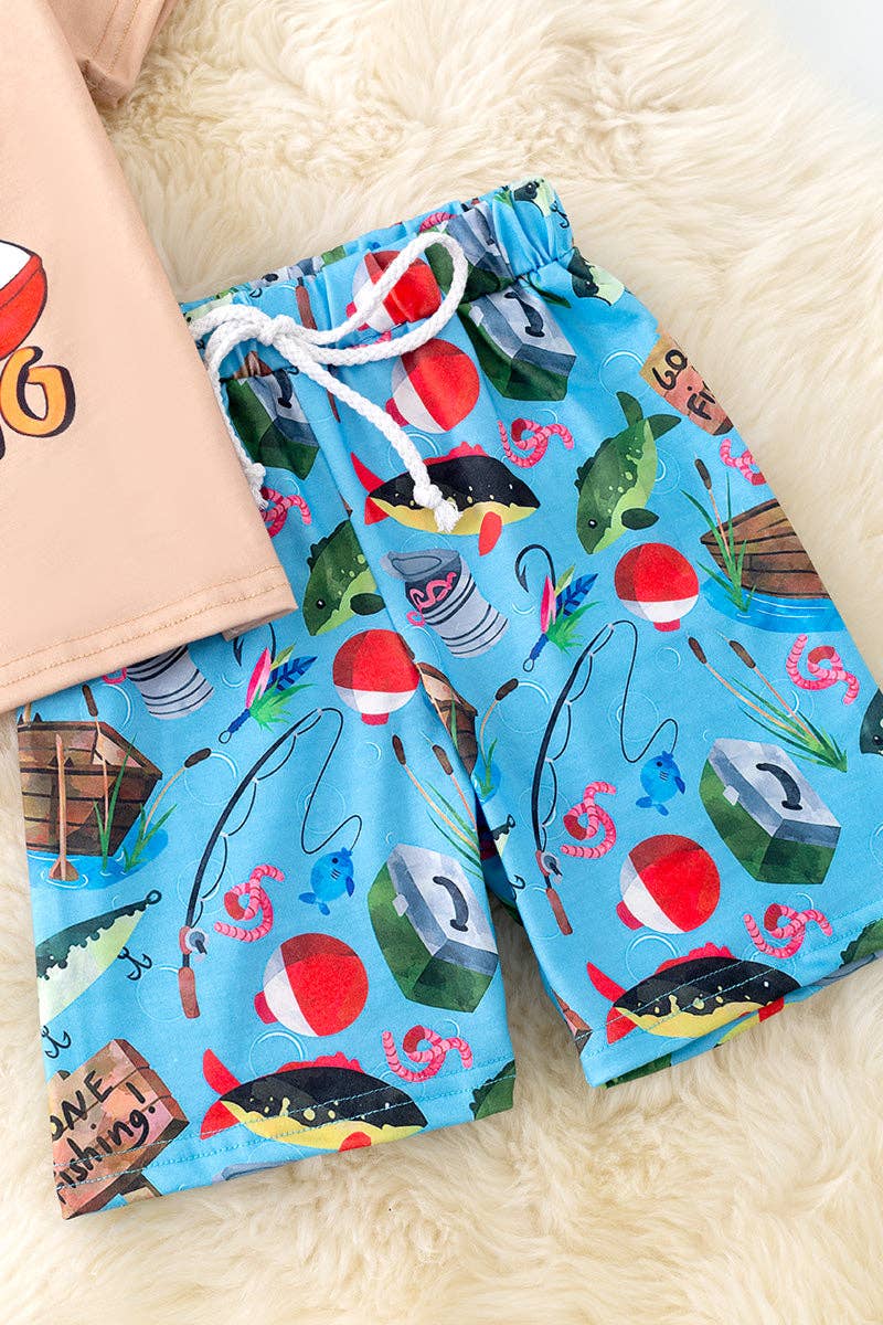 "I'd rather be fishing" Cream tee-shirt and blue fish printed shorts. OFB50112 SOL